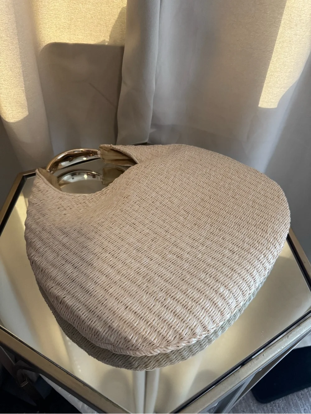 Woven Straw Circle Tote Bag in Natural Cream